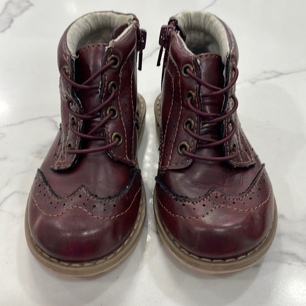 Genuine Kids Toddlers Brown Booties Size 7.